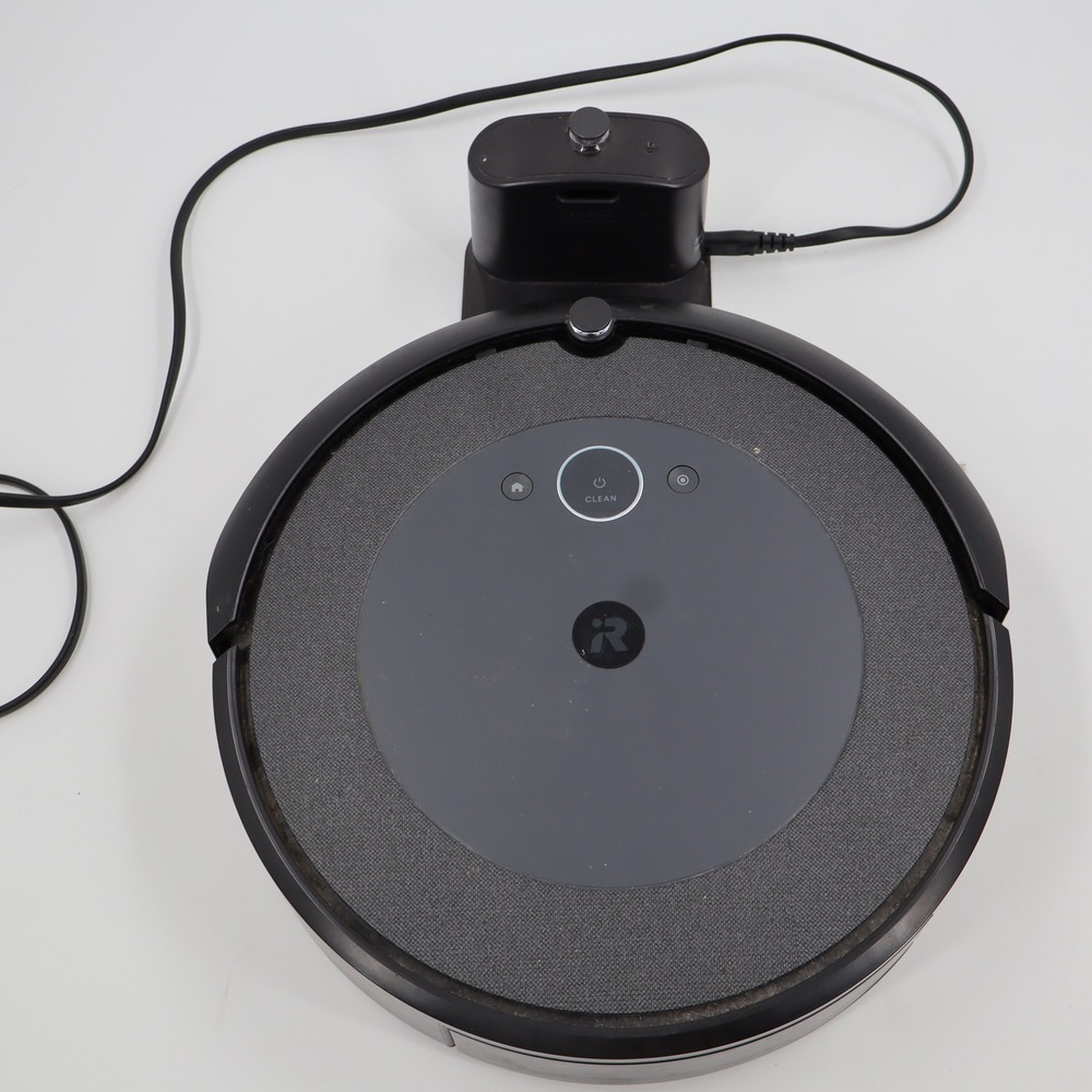 iRobot Roomba i4 Robot Vacuum RVD-Y1 Charcoal Grey Smart Wi-Fi AeroForce‎